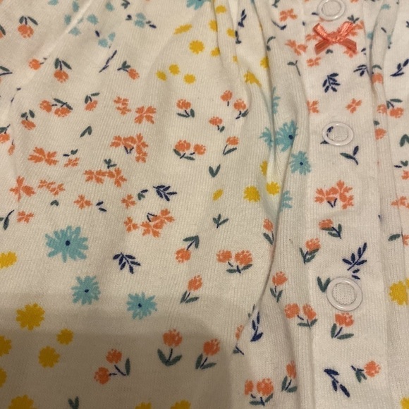 CARTER’S Flower Romper - Picture 3 of 4